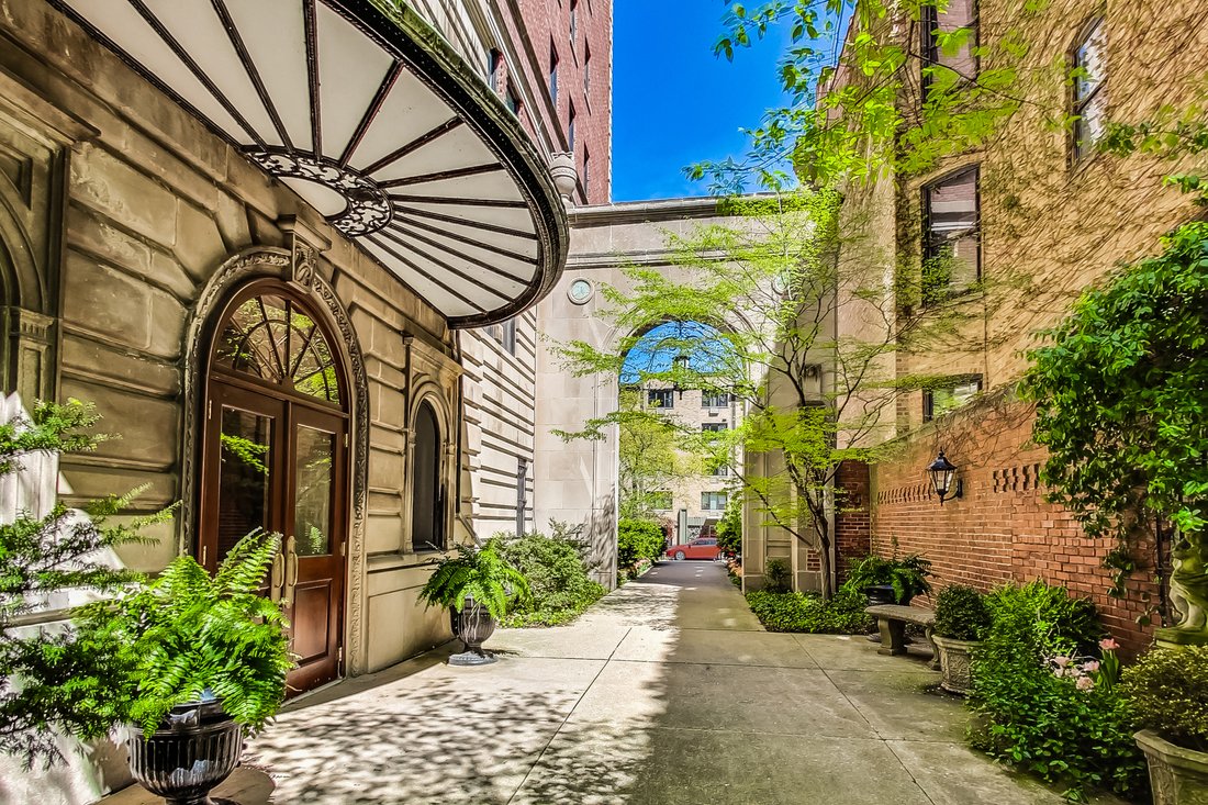 Condo in Chicago, Illinois, United States 2 - 18839966