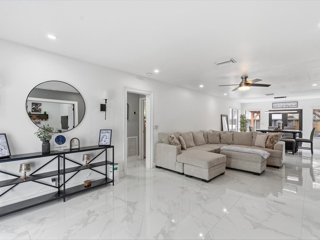 House in Hollywood, Florida, United States 4 - 18839357