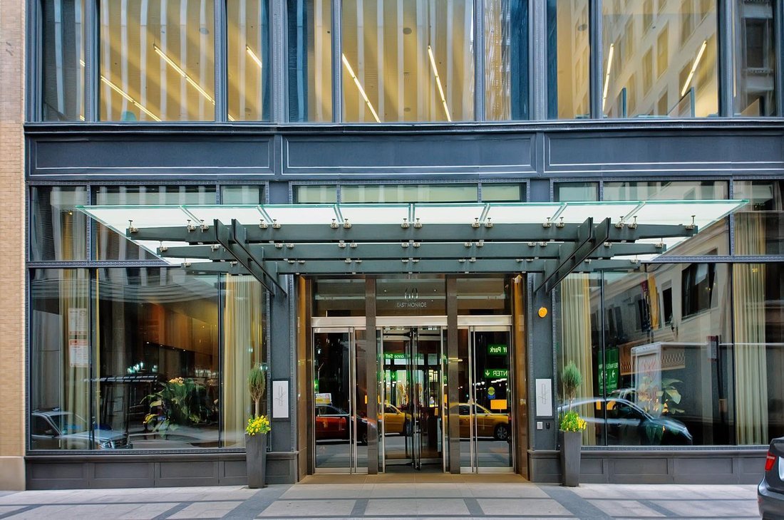 Condo in Chicago, Illinois, United States 2 - 18839144