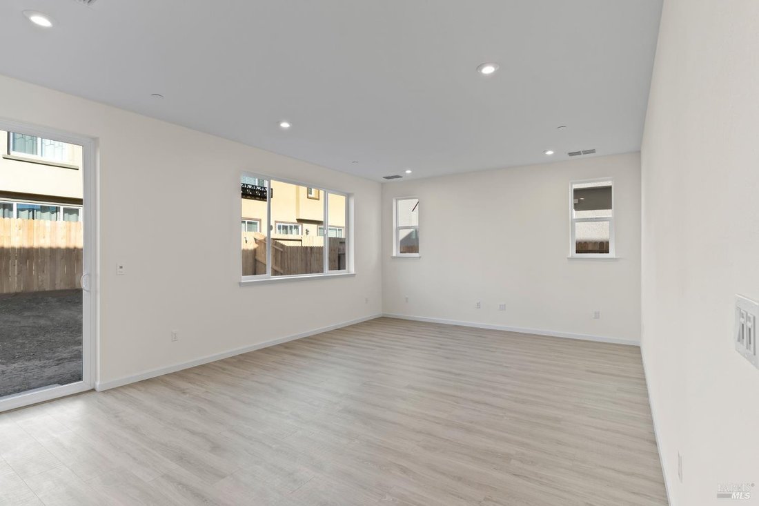 House in Vacaville, California, United States 3 - 18841424