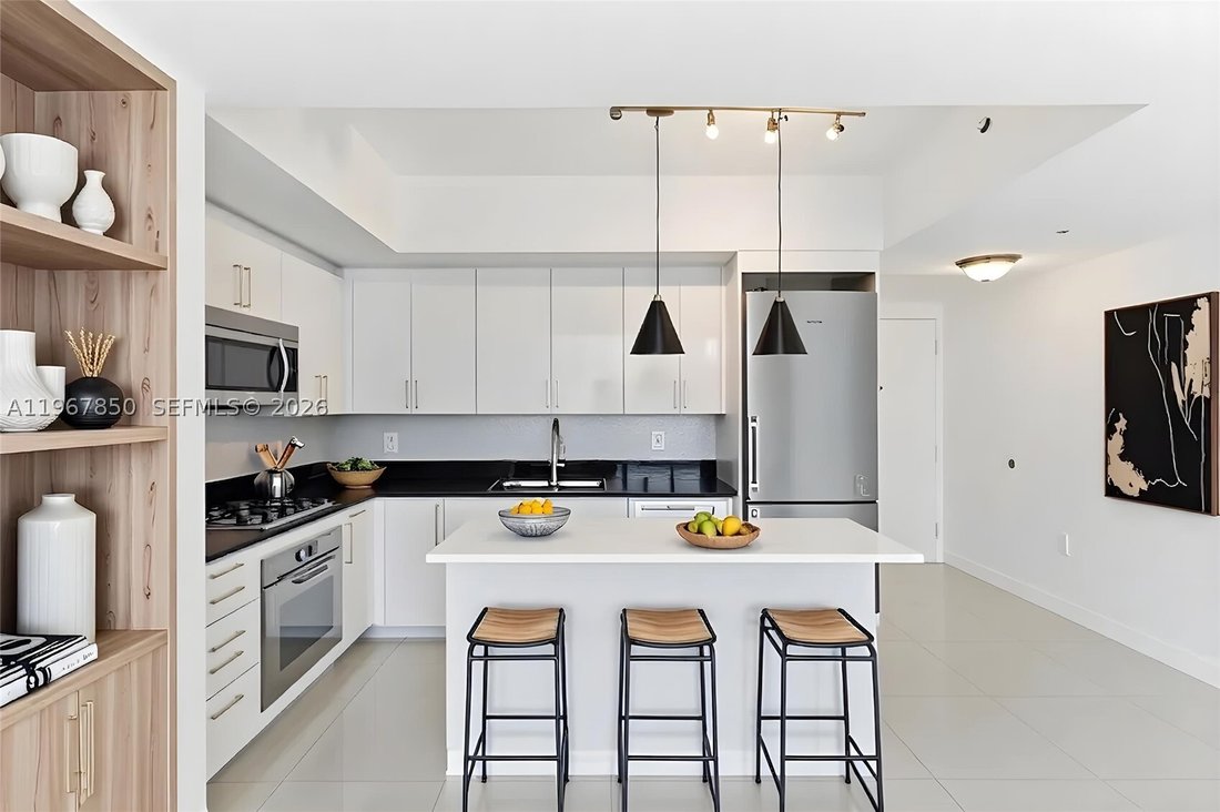 Appartement à Miami, Floride, États-Unis 2 - 18839384