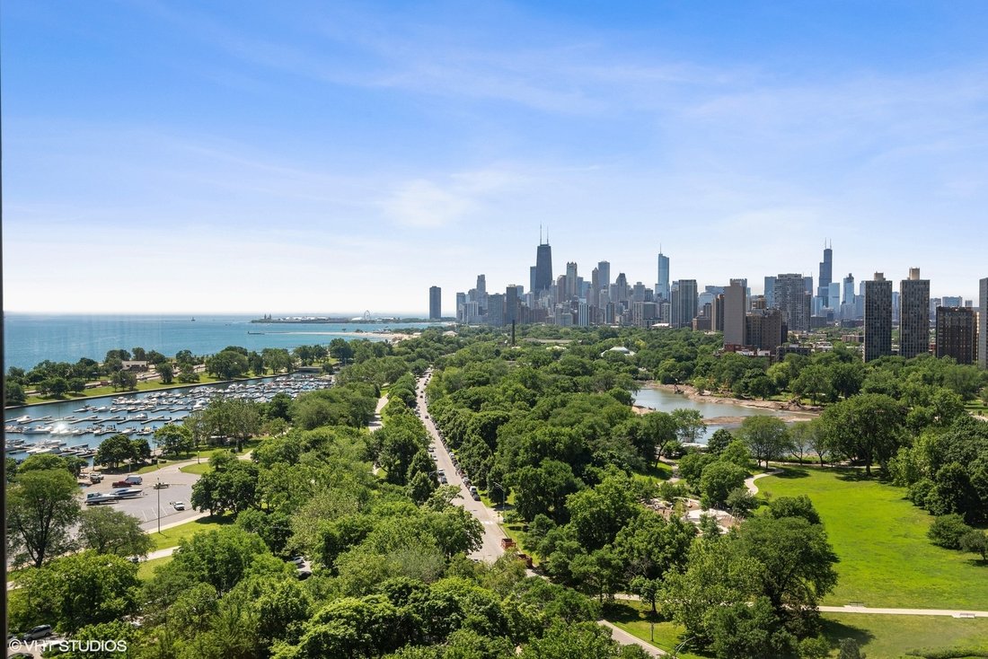 Condo in Chicago, Illinois, United States 3 - 18839049