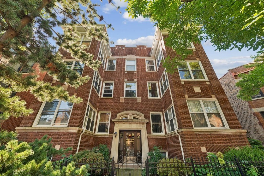 Condo in Chicago, Illinois, United States 1 - 18840402