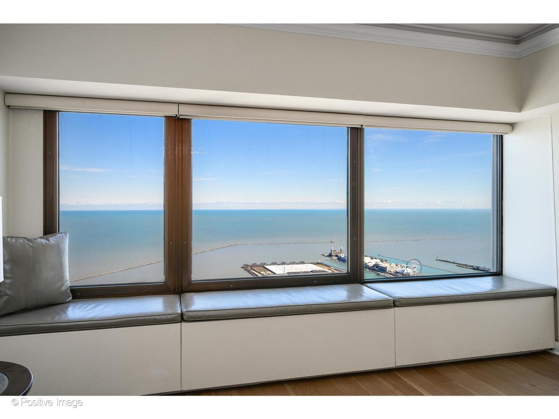 Condo in Chicago, Illinois, United States 4 - 18839090