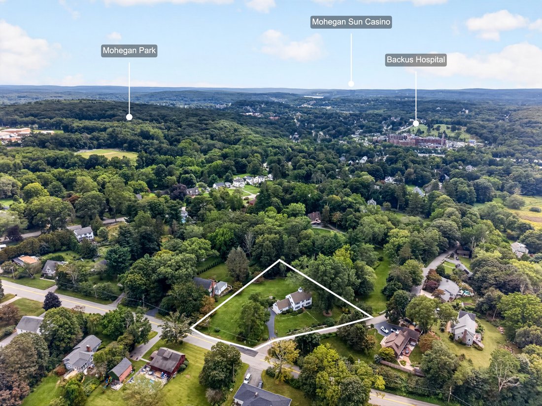 House in Norwich, Connecticut, United States 4 - 18841612