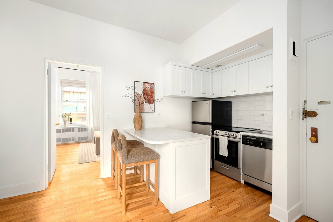 Co Op in New York, New York, United States 5 - 17785457