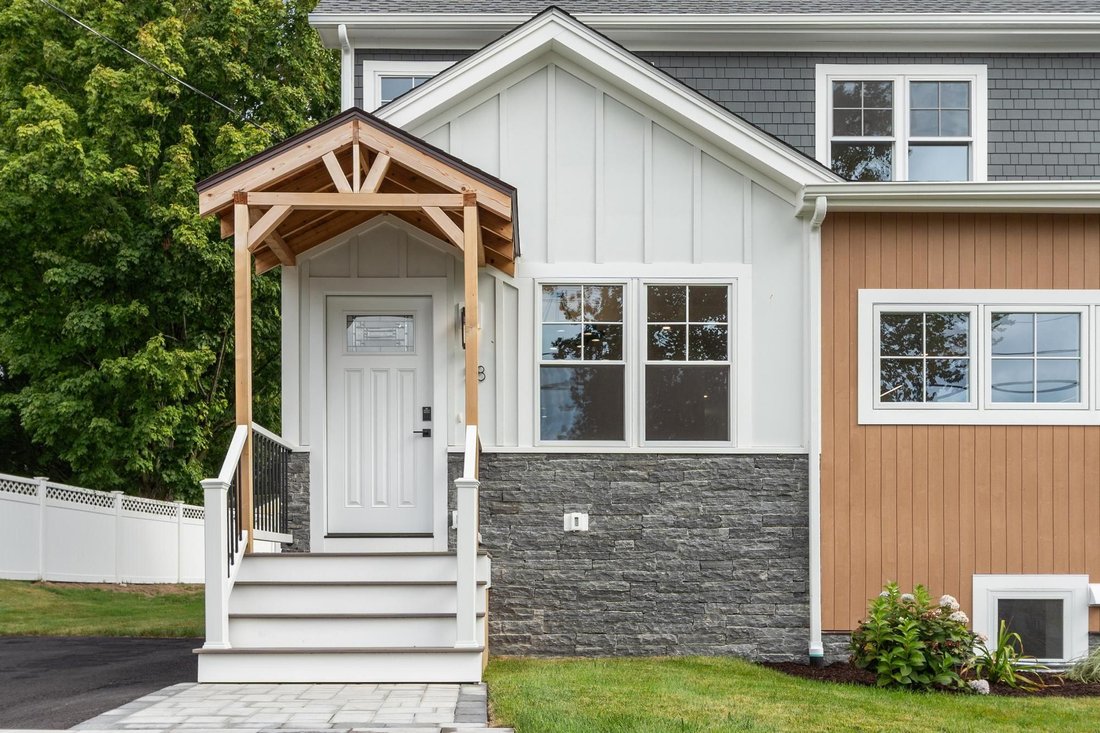 House in Bedford, Massachusetts, United States 2 - 18841601