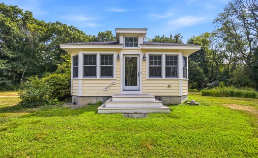 House in West Newbury, Massachusetts, United States 1