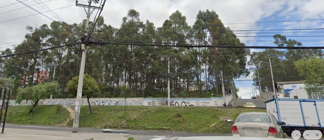 Terreno en Quito, Pichincha, Ecuador 2 - 18841680