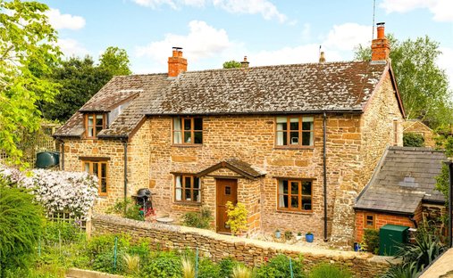 House in Eydon, England 1