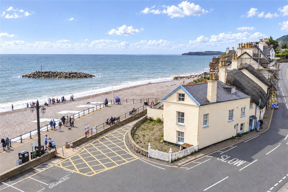 House in Sidmouth, England 1 - 18811425