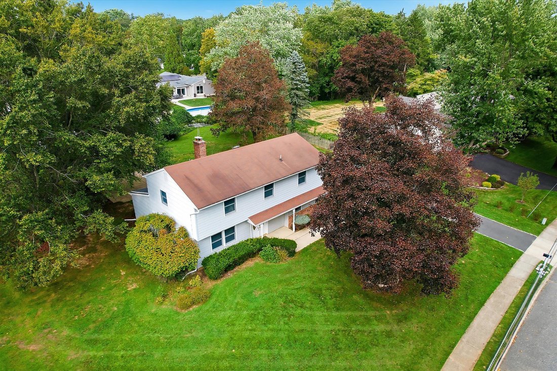 Casa a Lincroft, New Jersey, Stati Uniti 3 - 18841699