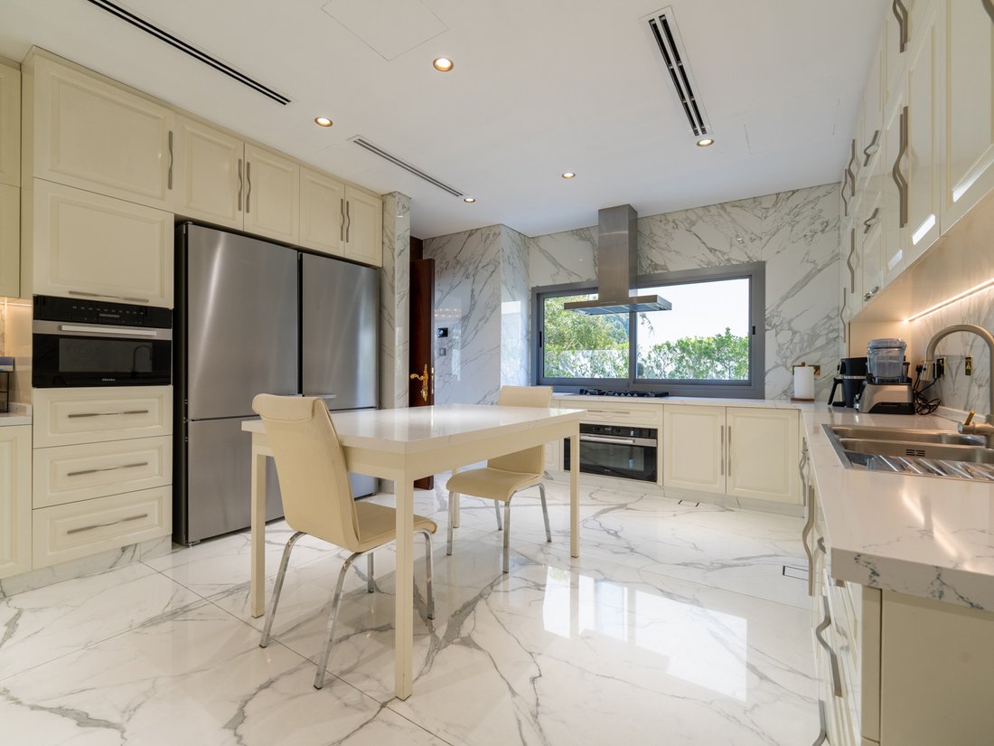 Villa en Hadaeq Sheikh Mohammed Bin Rashid, Dubái, Emiratos Árabes Unidos 5 - 18842340