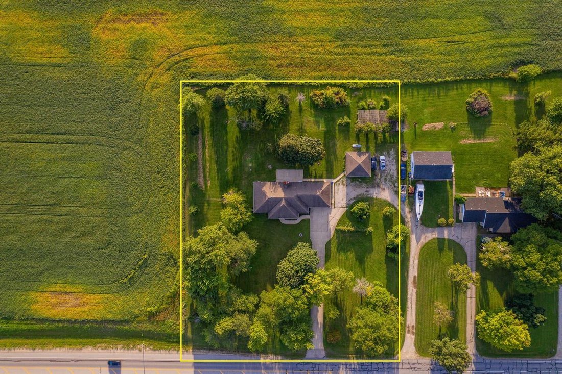 House in Kenosha, Wisconsin, United States 4 - 18841851