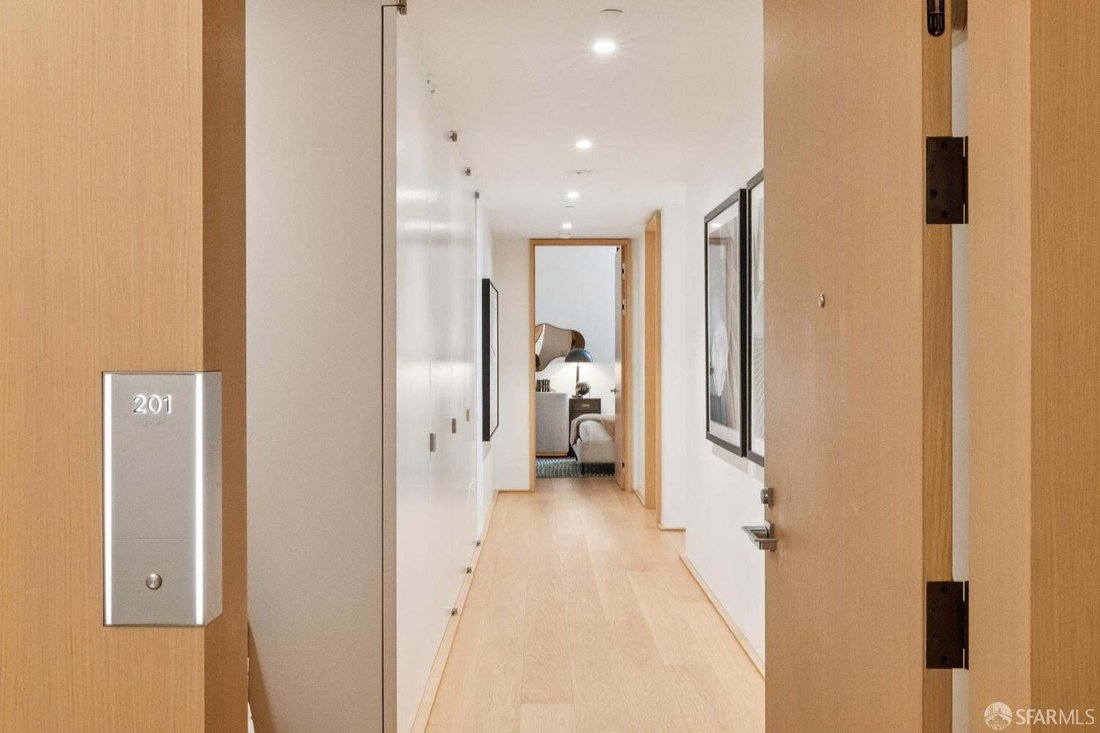 Condo in San Francisco, California, United States 3 - 18841890