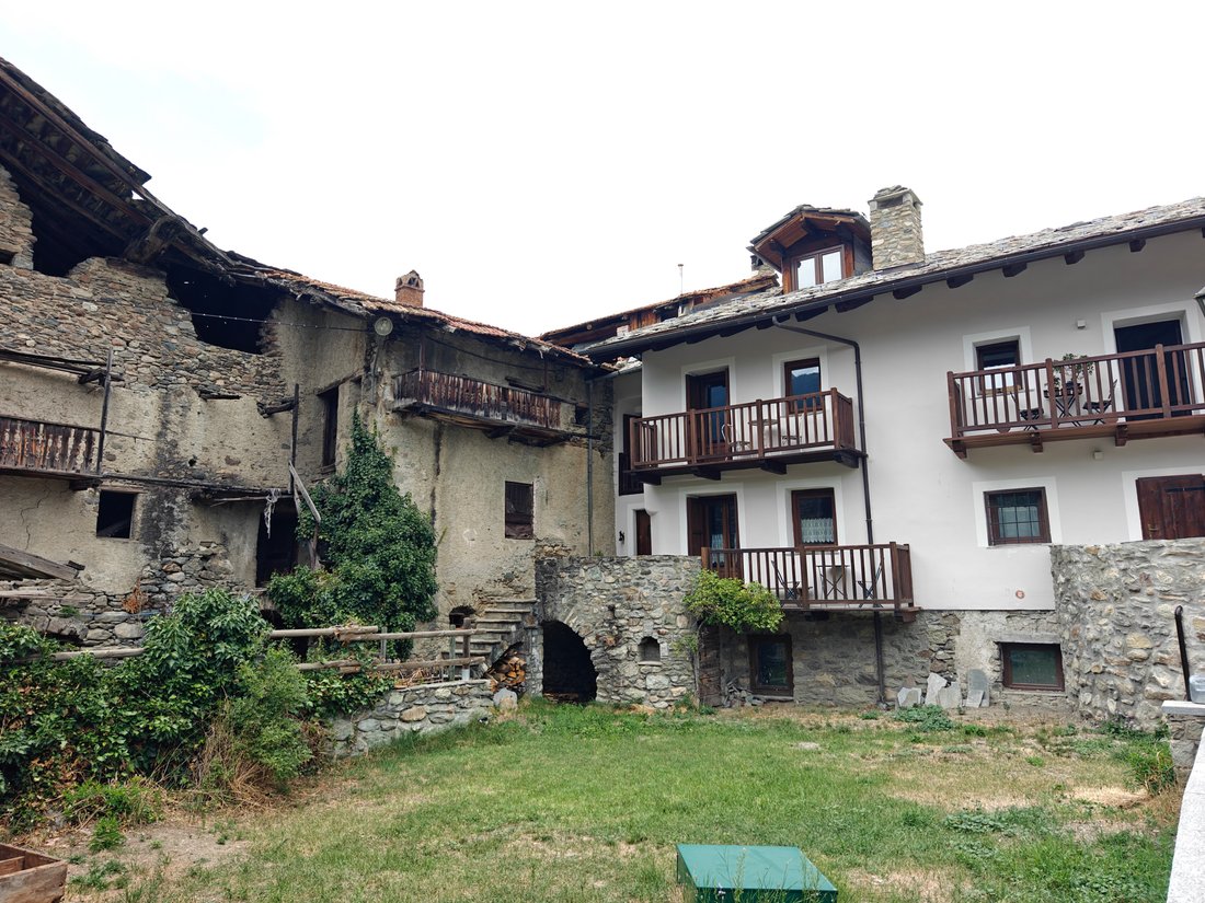 Casa en Doues, Valle de Aosta, Italia 1 - 19019628