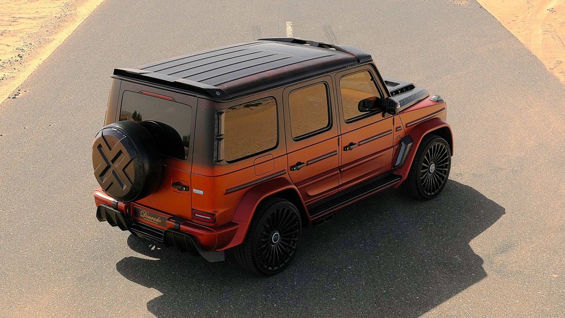 Suv in Dubai, United Arab Emirates 5 - 18849096