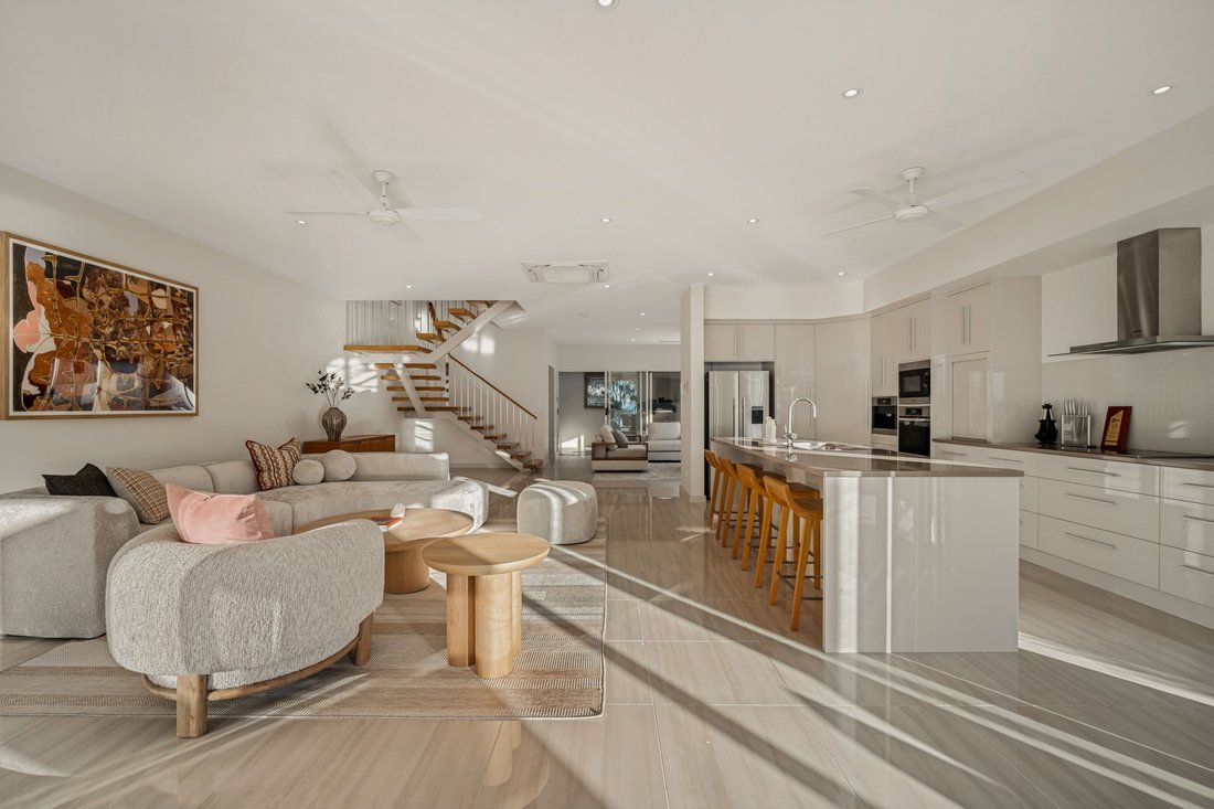 Townhouse in South Mission Beach, Queensland, Australia 2 - 18857531