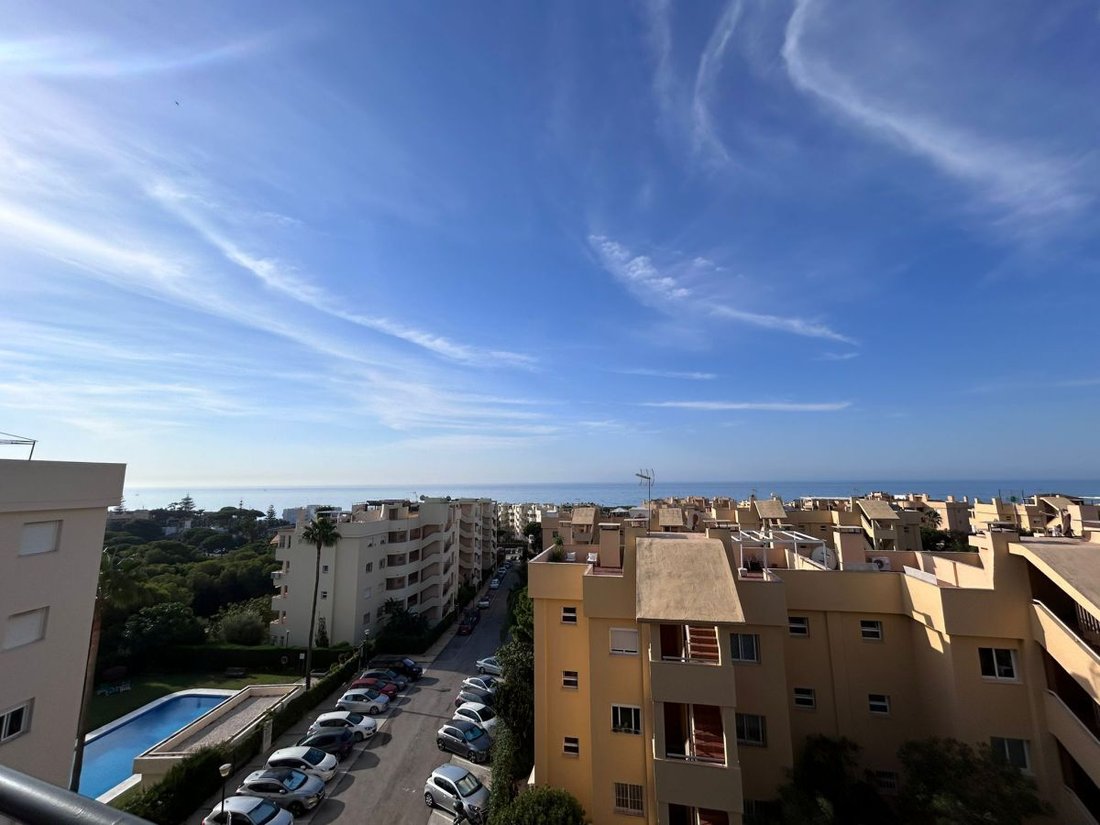 Apartment in Puerto De Cabopino, Elviria-Cabopino, Marbella 2 - 18850066