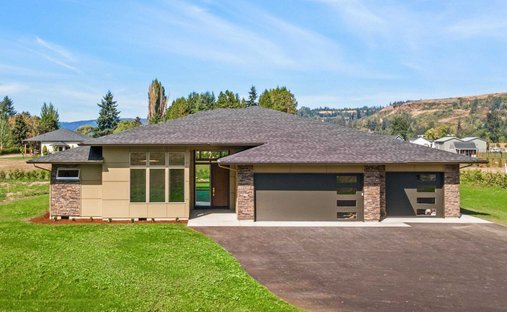 House in Woodland, Washington, United States 1