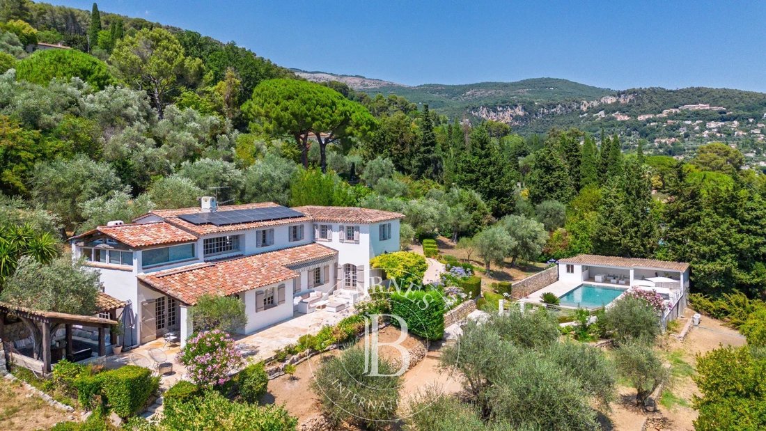 Villa à Grasse, Provence-Alpes-Côte d'Azur, France 1 - 18848023