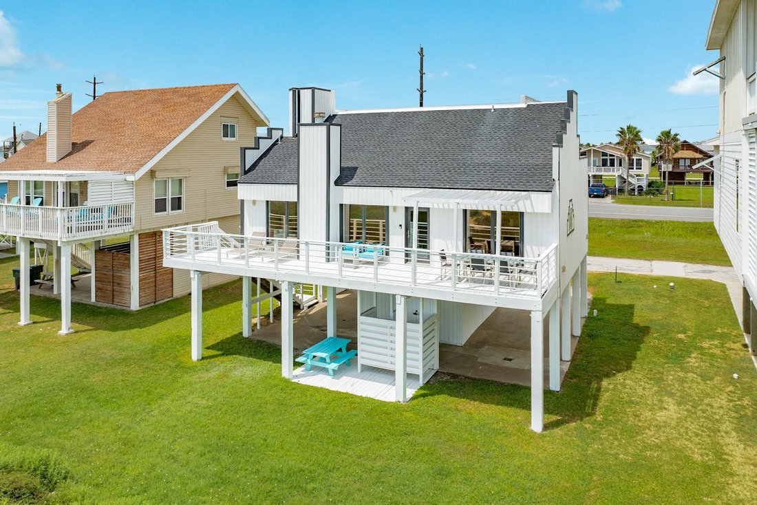 House in Galveston, Texas, United States 3 - 18500248