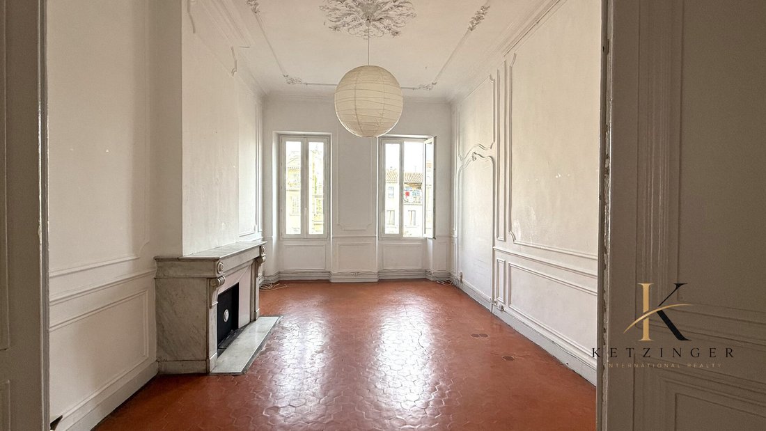 Apartment in Castellane, 6e Arrondissement, Marseille 3 - 17783597