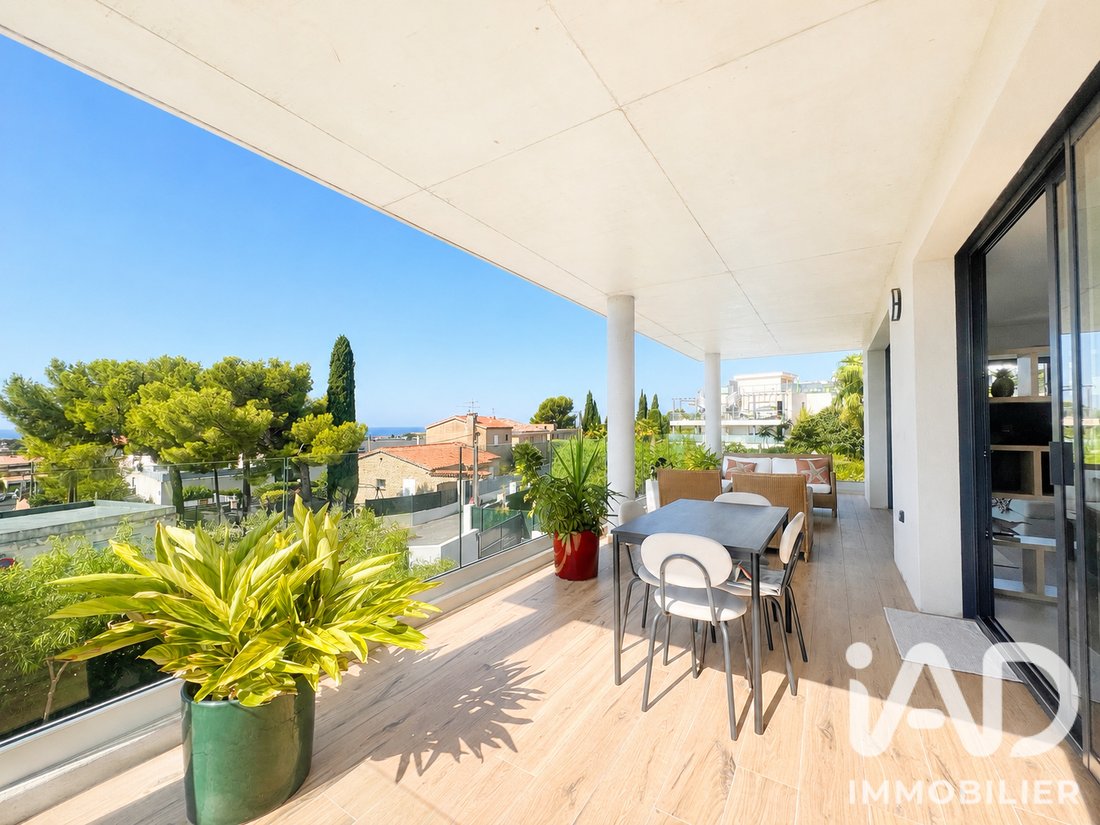 Appartamento a Bandol, Provenza-Alpi-Costa Azzurra, Francia 1 - 18852047