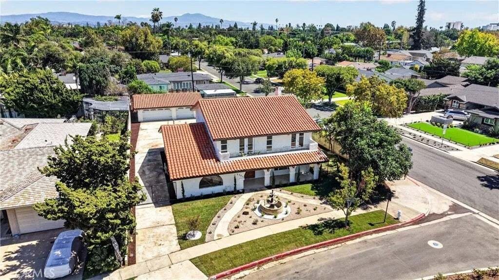 Casa en Santa Ana, California, Estados Unidos 3 - 18847149