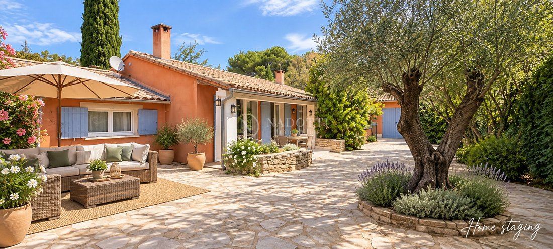 Casa en Roussillon, Provenza-Alpes-Costa Azul, Francia 1 - 15735917