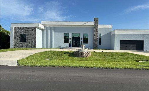 House in Cape Coral, Florida, United States 1