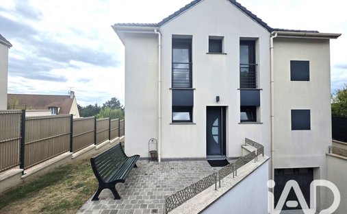 Haus in La Frette-sur-Seine, Île-de-France, Frankreich 1