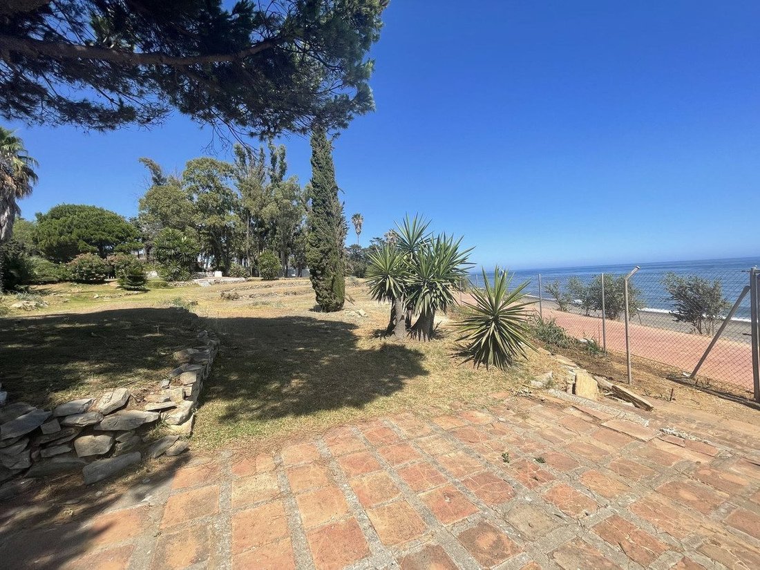Villa in Estepona, Andalusia, Spain 2 - 18855825