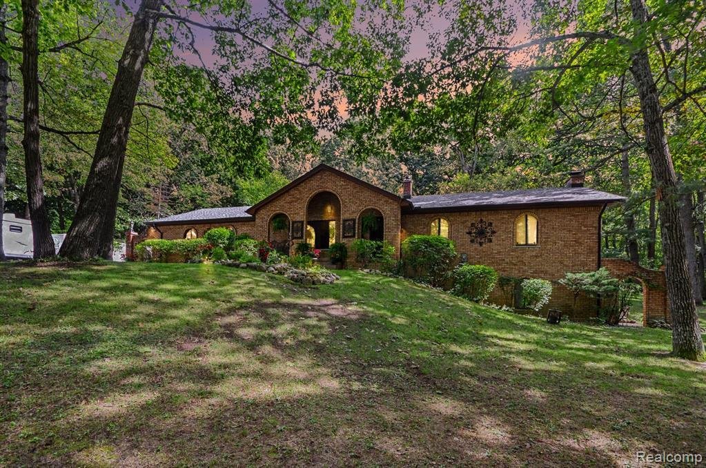 Casa en Leonard, Míchigan, Estados Unidos 1 - 18846477