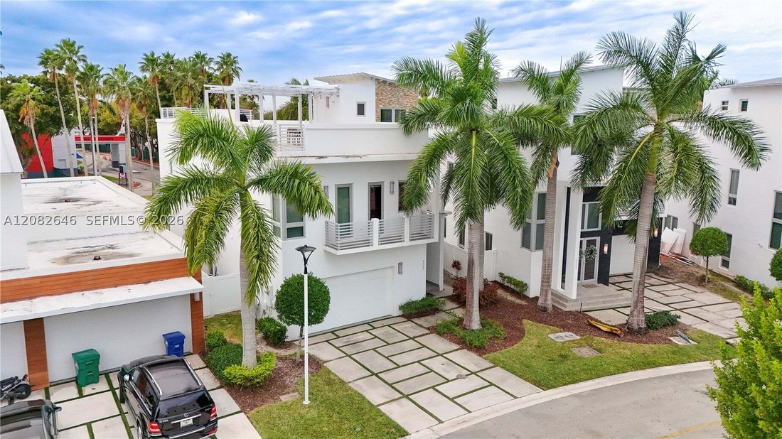 Maison à Doral, Floride, États-Unis 3 - 18842155