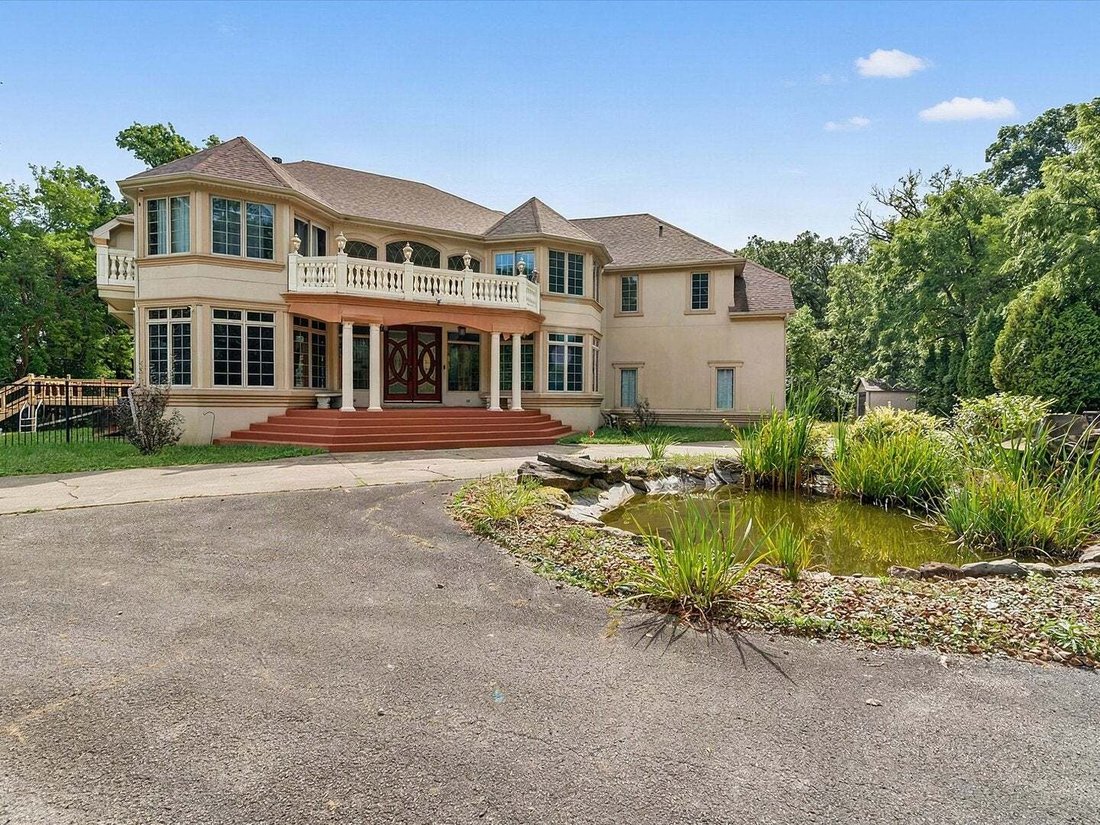 House in Crete, Illinois, United States 4 - 18854505