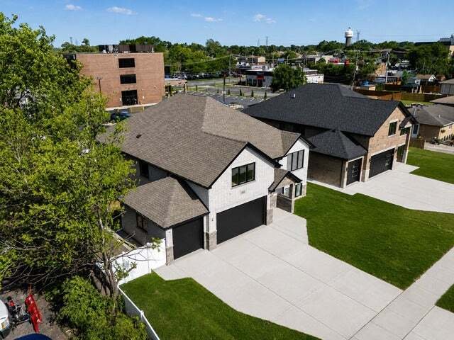 House in Bridgeview, Illinois, United States 2 - 18842628