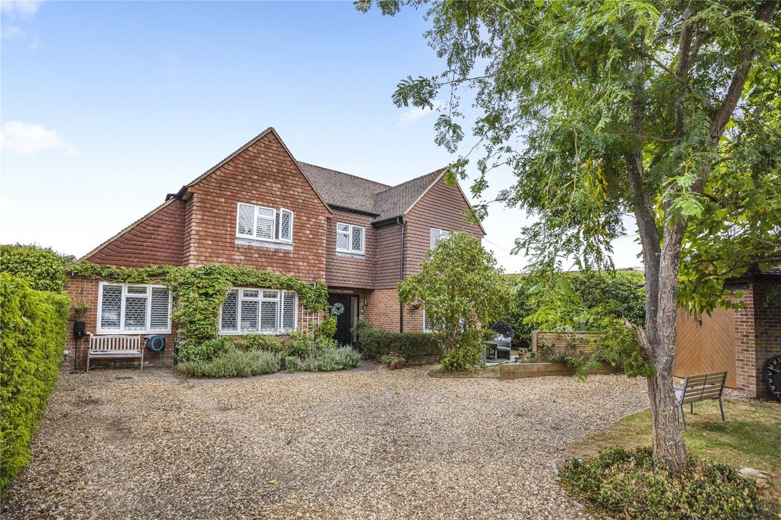 Haus in West End, Surrey Heath, England 1 - 18853194