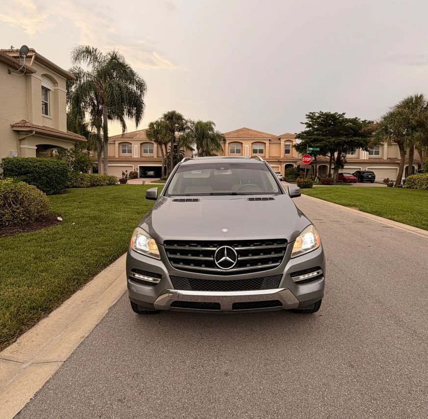 Suv in Fort Myers, FL, United States 1 - 18850799