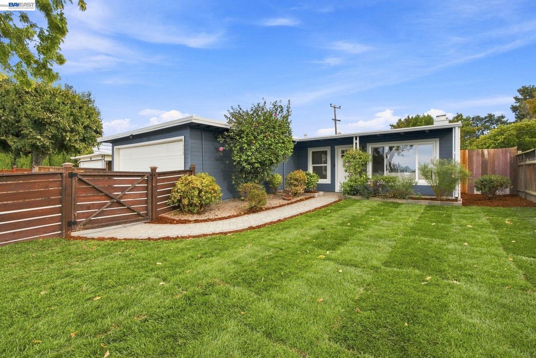 House in San Mateo, California, United States 1 - 18845798