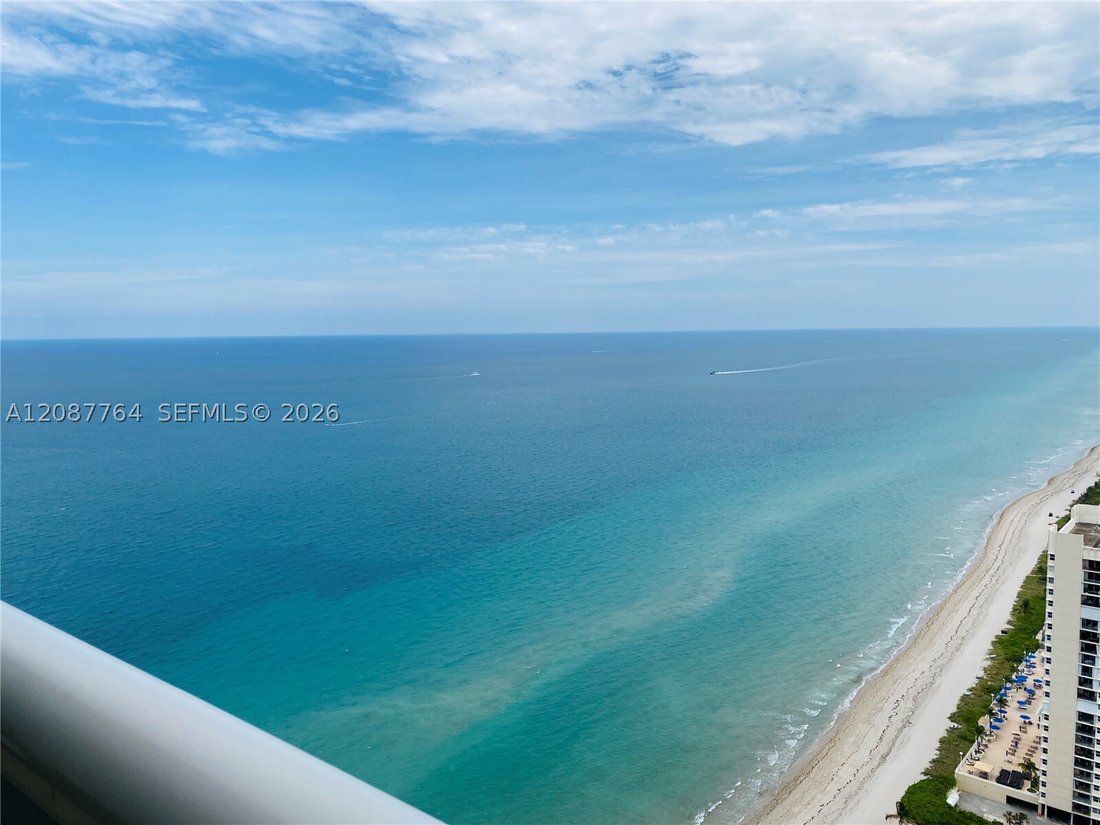 Eigentumswohnung in Hallandale Beach, Florida, Vereinigte Staaten 2 - 18850500