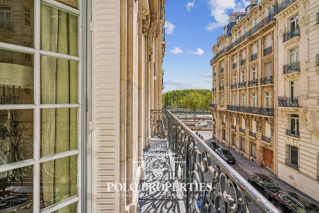 Apartment in Chaillot, Paris 16e Arrondissement, Paris 1 - 18812456