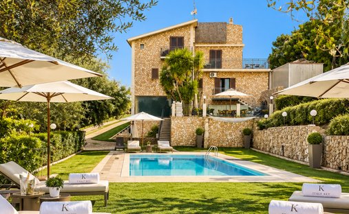 Villa in Caltagirone, Sicily, Italy 1