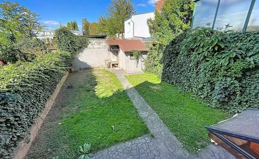 House in Centre, L'Haÿ-les-Roses, France 1