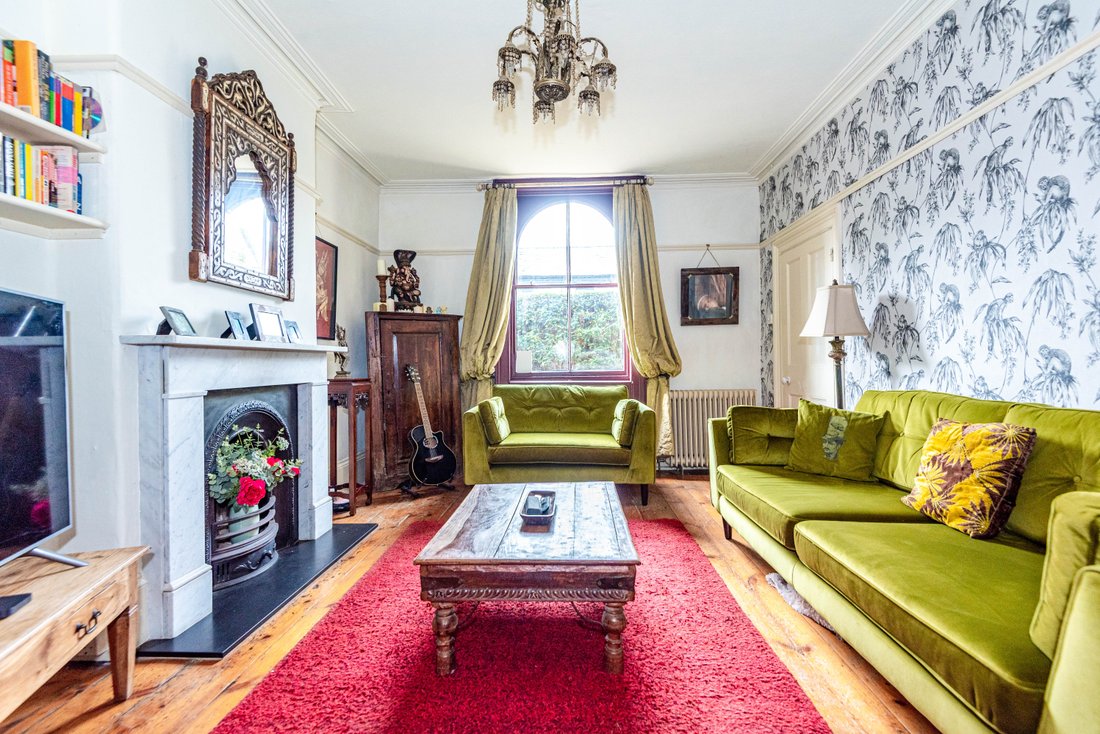 House in Broxbourne, England 4 - 18850021