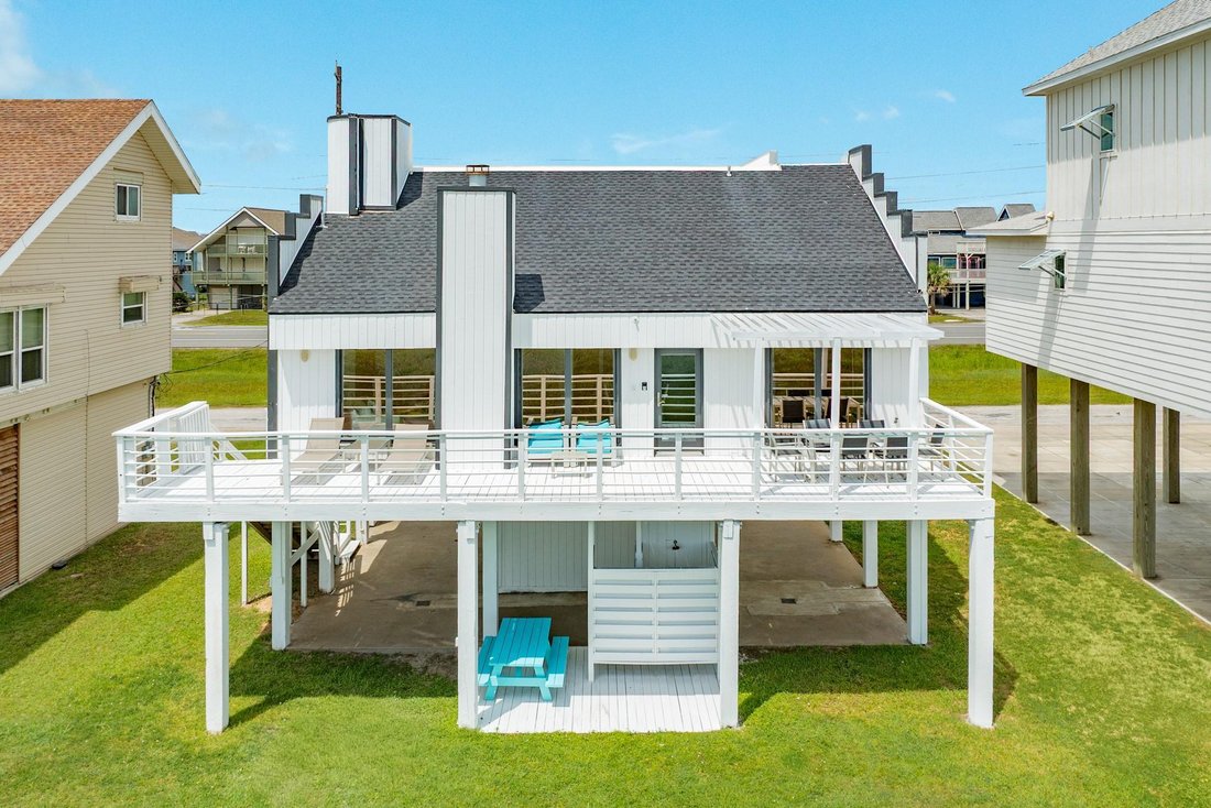House in Galveston, Texas, United States 1 - 18500248