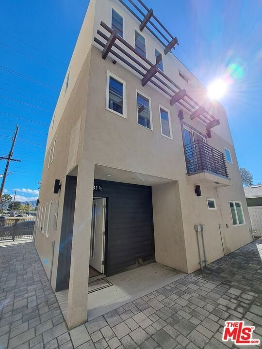 Los Angeles, California, United States 5 - 18845387