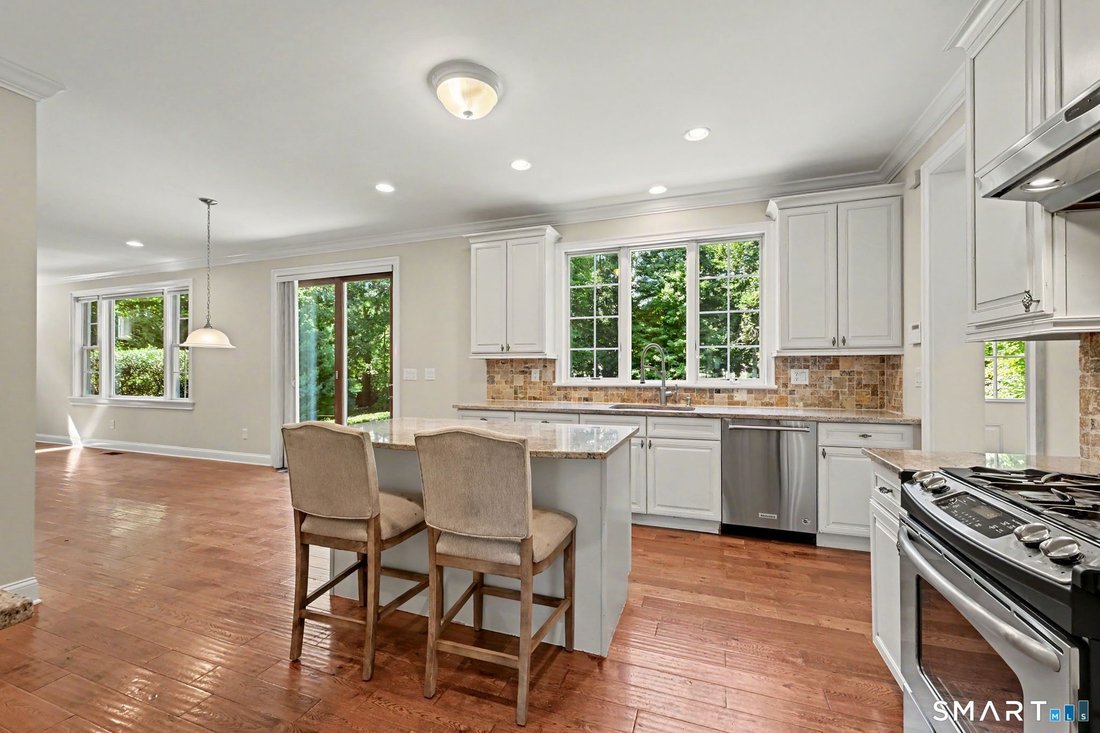House in Ridgefield, Connecticut, United States 5 - 18855469