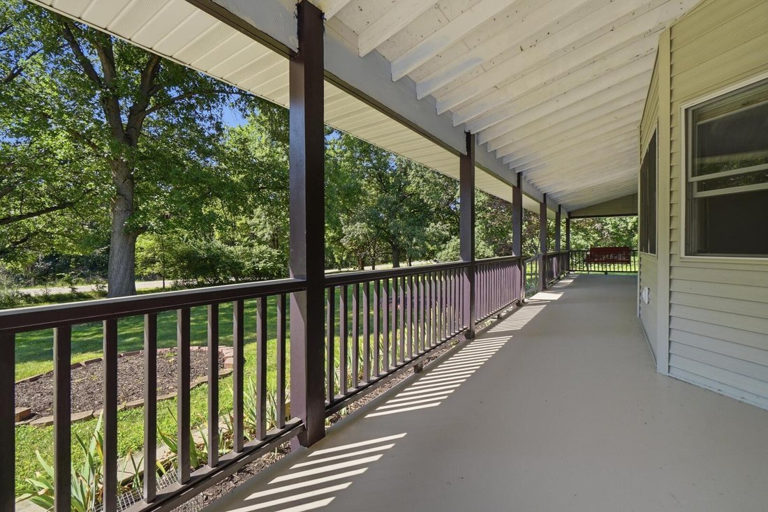 House in Dunlap, Illinois, United States 3 - 18842672