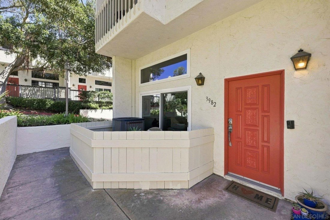 Condo in San Diego, California, United States 3 - 18843040